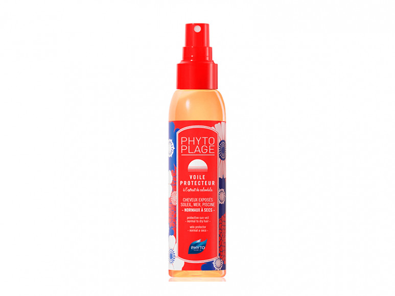 Солнцезащитный спрей для волос Protective Sun Veil, Phytoplage, ​Phyto с ​фильтрами от ультрафиолетового излучения. В составе ​экстракт подсолнечника и икры, а также масла сладкого миндаля и белого лотоса для питания, восстановления и блеска.